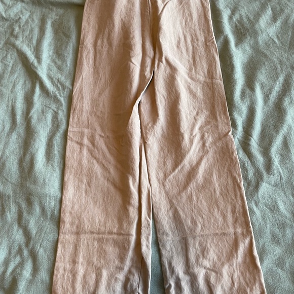 Aritzia The Effortless Pant in Light Taupe - Picture 5 of 5